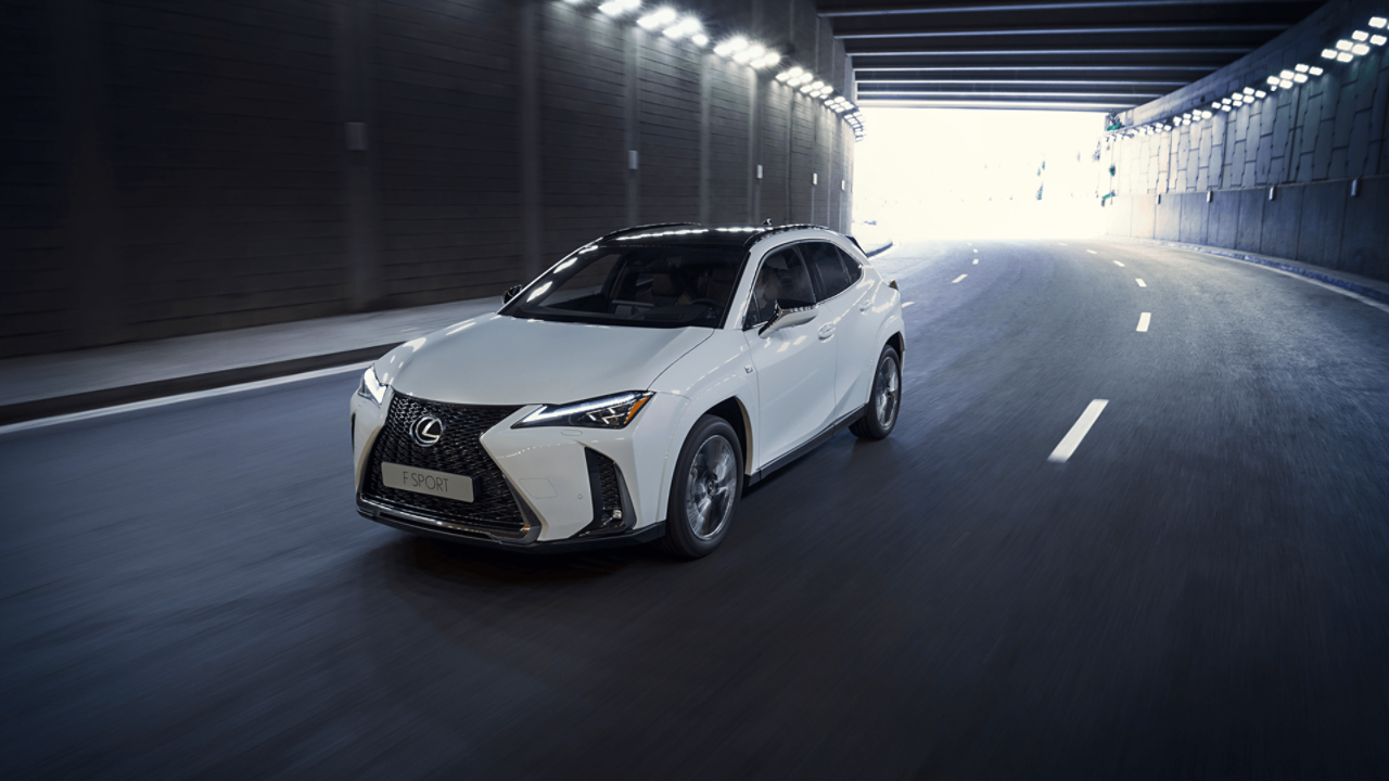  a Lexus UX