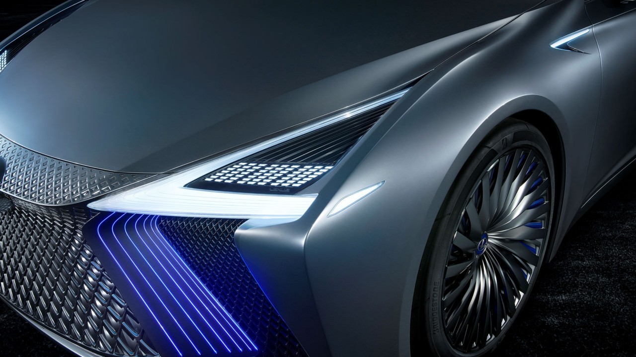 LEXUS DÉVOILE LE CONCEPT LS+